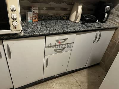 مطبخ وحدتين  ووحدة حوض بالحوض