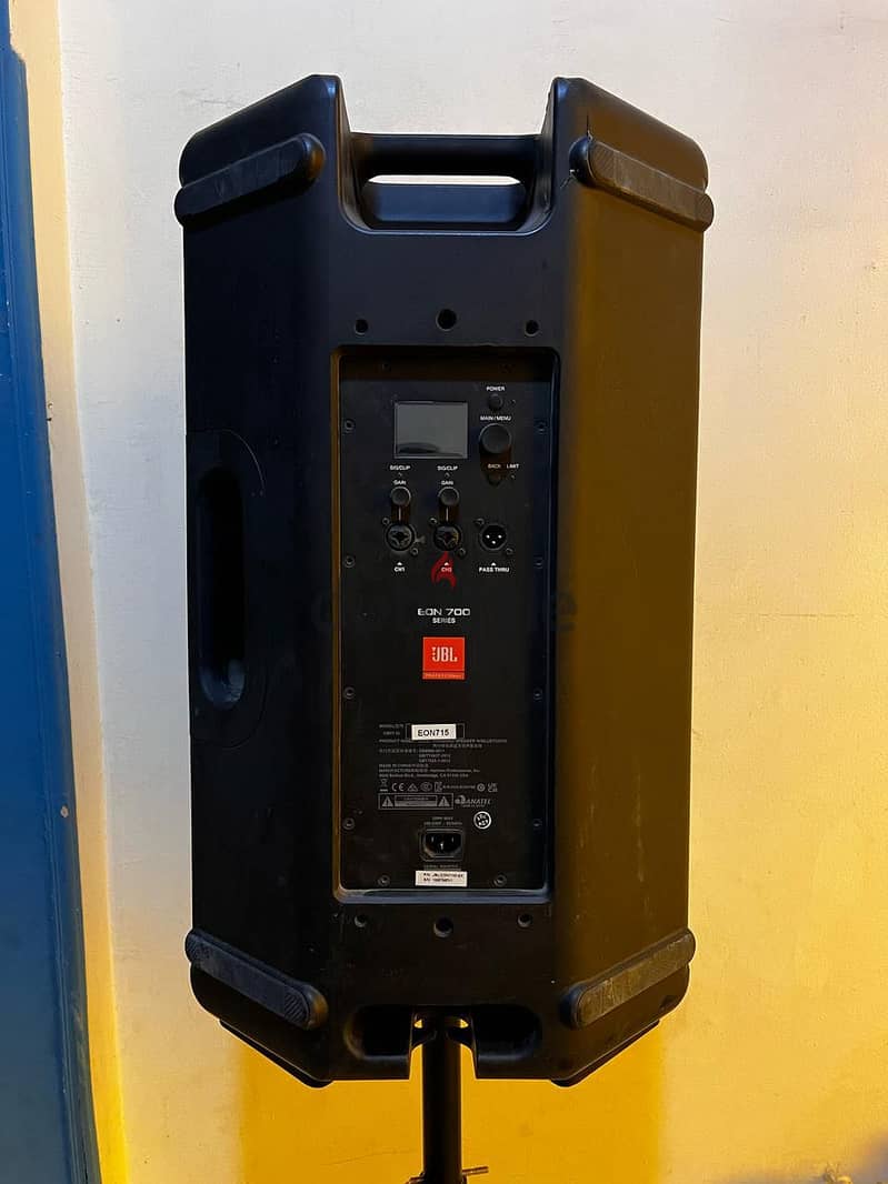 JBL professional EON 1