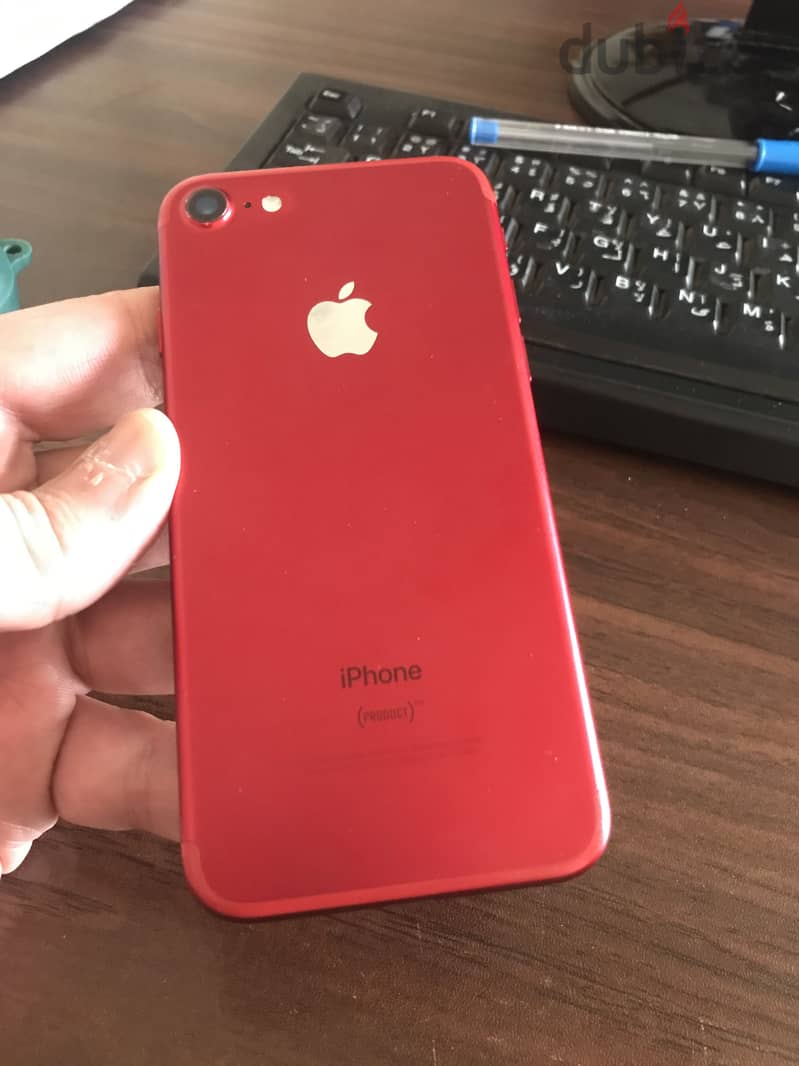 Apple - iPhone 7 4
