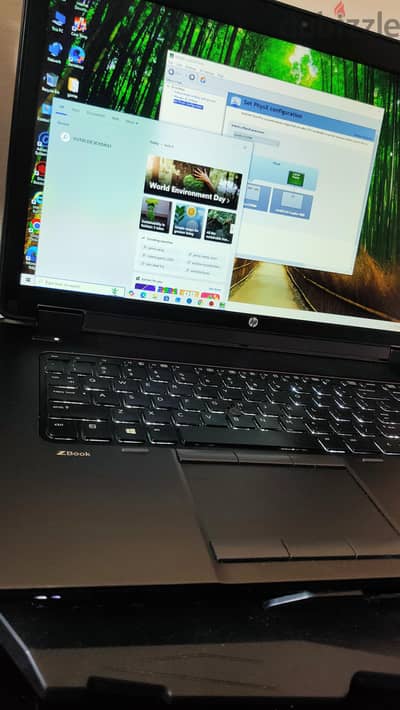 الوحش hp zbook 17 ورك ستيشن i7 بكارت 4جيجا نيفيديا بحاله الجديد