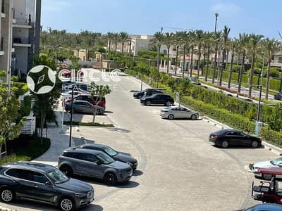 شاليه ١١٢م مفروش بالكامل  للإيجار  ١ غرفة نوم  في مراسي مارينا 1 إعمار الساحل الشمالي Marassi Marina 1 لوكيشن مميز