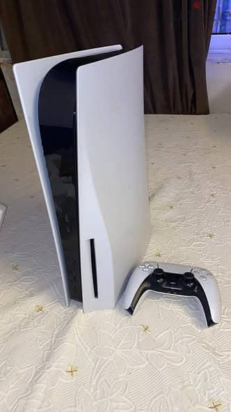 PS5 Fat CD Version Used 2 Controllers