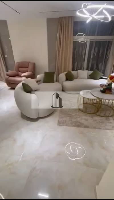 شقة متشطبة مودرن لقطة للبيع تقسيط باقل سعر من المالك في سراي بجوار مدينتي Sarai المستقبل سيتي
