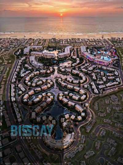 شاليه متشطب للبيع في AT North Coast – سيدي عبدالرحمن | 3 غرف نوم + حمام + ريسبشن واسع | لاجونز وأكبر بحر صناعي بشاطئ رملي | مقدم 10%  فقط وتقسيط باقي