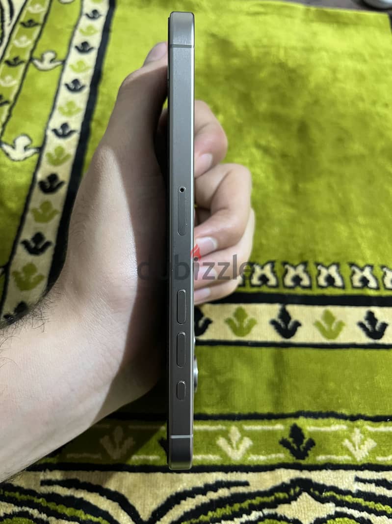 Apple - iPhone 15 Pro Max 3