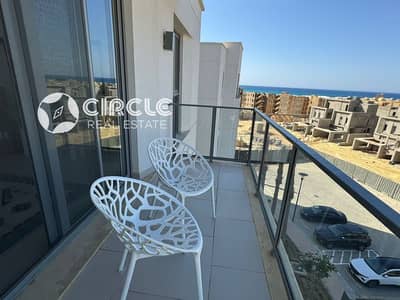 شالية ٧٠م بفيو علي البحر ومفروش بالكامل بموقع مميز للإيجار في قرية مراسي الساحل الشمالي Marassi North Coast قريب من الشواطئ المميزة