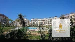 Chalet for sale fully furnished and air conditioned with a view of the swimming pool prime location in Marseille beach