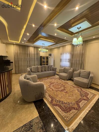 شقه للايجار مفروشة بالكامل باللوتس الشمالية