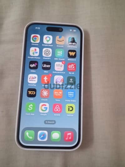 آبل - آيفون 15 بلس