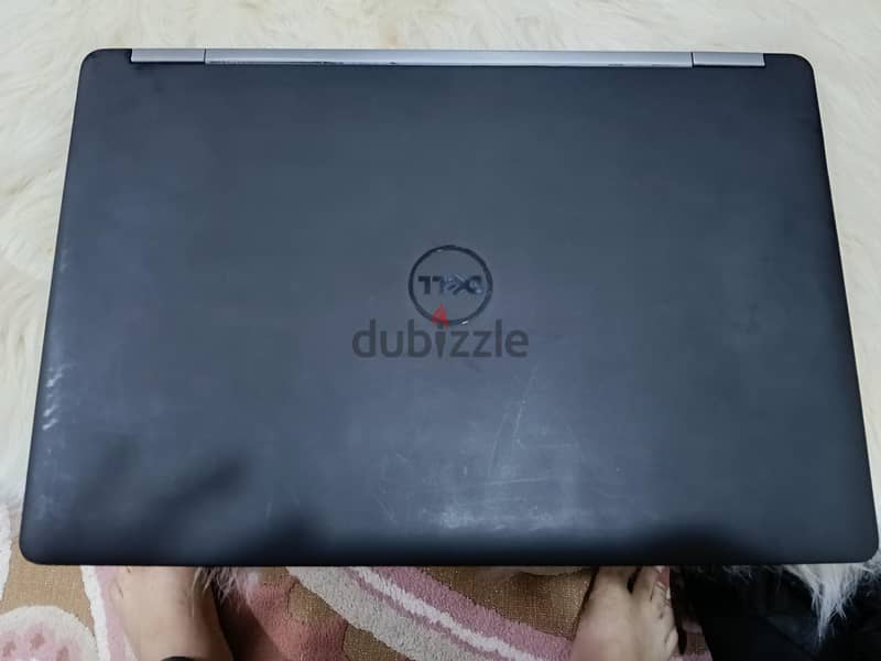 Dell 5570 1