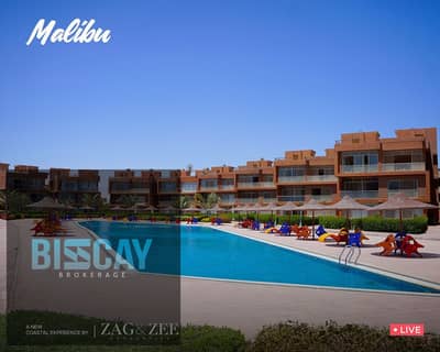 Sea and pool view chalet, fully finished, Ready To Move in Ain Sokhna, with a 10% discount and installments over 7 years