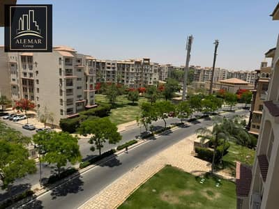 شقة 211م نموذج 400 للبيع B1 أمام مترو ماركت والمسجد | 3 نوم ماستر | أول سكن | 10.5 مليون جنيه