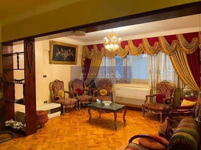 شقة سكنية للبيع في ميامي – شارع إسكندر إبراهيم تقاطع جمال عبد الناصر – 205م²