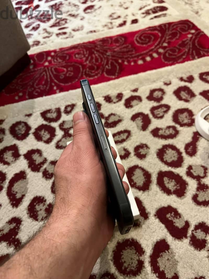 Apple - iPhone 16 Pro Max 3