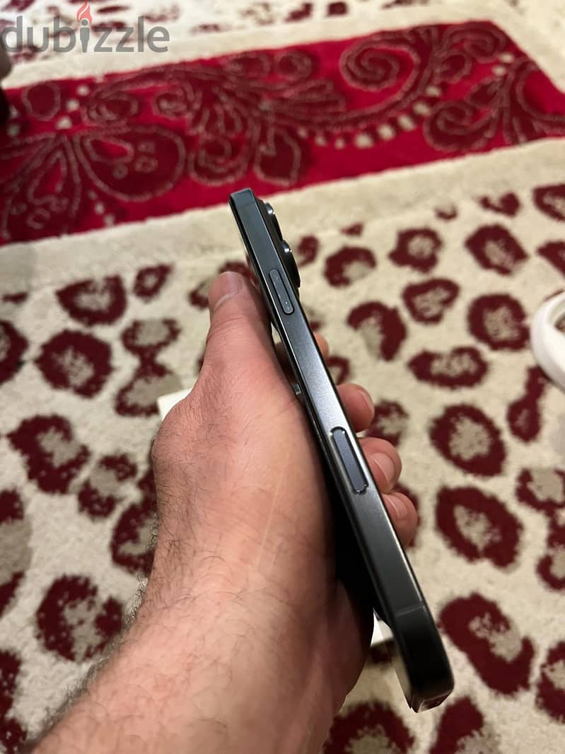 Apple - iPhone 16 Pro Max 4