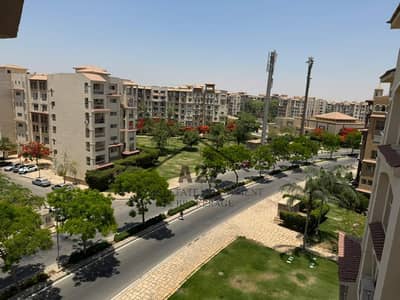 باطلالة مميزة فى مدينتى البى 1 استلام فورى فيو شارع 208 متر خالصة جميع المستحقات موقع مميز جدا