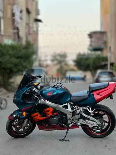 Honda CBR 919 د موديل 99 للبيع