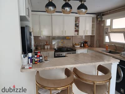 شقة للبيع بالفرش و الاجهزة فى الخمائل ارضى بجاردن الشيخ زايد     Furnished Ground Floor Apartment with Garden for Sale