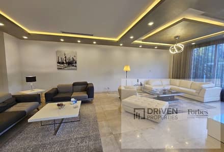 فيلا 1000م متشطبه بالكامل للبيع بالمطبخ و التكيفات في كمبوند جيرا لحي التالت عشر Jeera Compound 13th District الشيخ زايد الجيزه