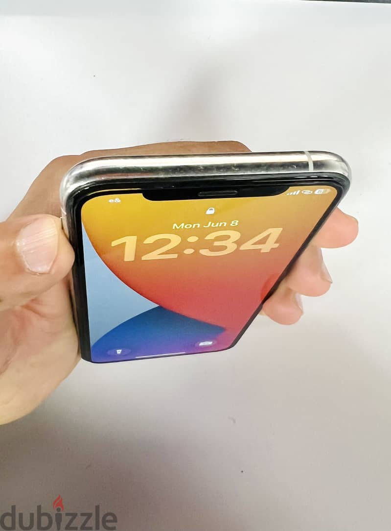 آبل - آيفون 11 برو 3