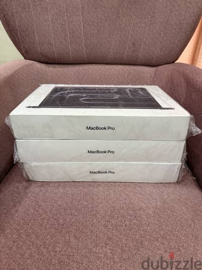 Apple 2026 16 inch MacBook Pro with M5 Pro chip, 24GB Ram 1TB SSD