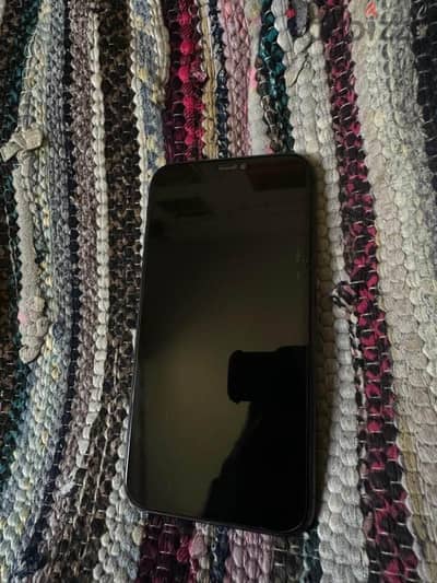 Apple - iPhone 11 Apple - iPhone 11