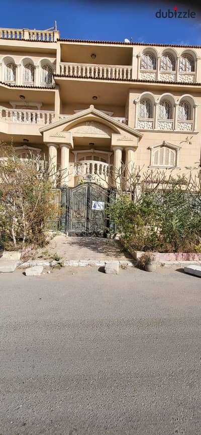 فيلا مستقله إداري للايجار  للايجار في شيراتون المطار  في مكان مميز جدا