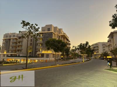 شقة مع جاردن تشطيب كامل للبيع في ماونتن فيو آي سيتي القاهرة الجديدة Mountain View iCity New Cairo