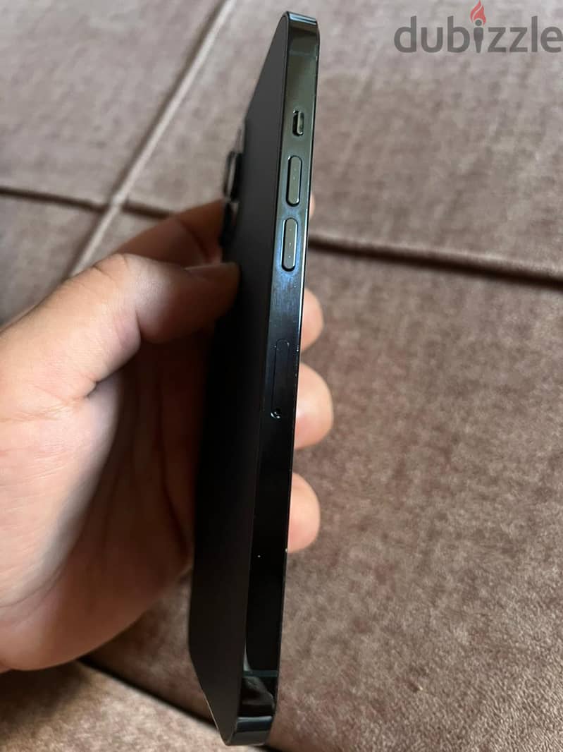 IPhone 12 Pro Max 1