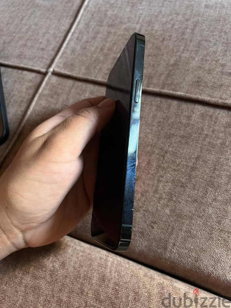 IPhone 12 Pro Max 2