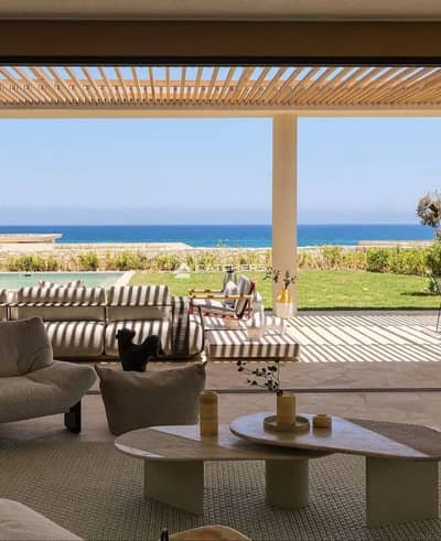 Fully finished and fully air-conditioned chalet with equipped kitchen, offering a double view of the lagoon and the sea in Ras El Hekma