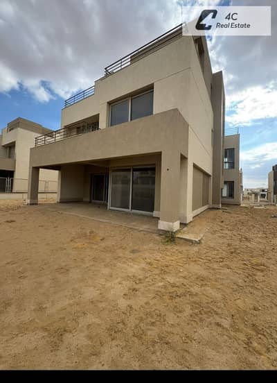 فيلا مستقلة استلام فوري لوكيشن برايم ريسيل بأقل من سعر السوق  5 غرف في Palm Hills New Cairo التجمع الخامس بالقرب من الجولدن سكوير وشارع التسعين للبيع
