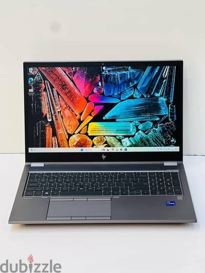 hp zbook 15 G8 fury جيل 11 مع ضمان سنة الجرافيكس الثقيل