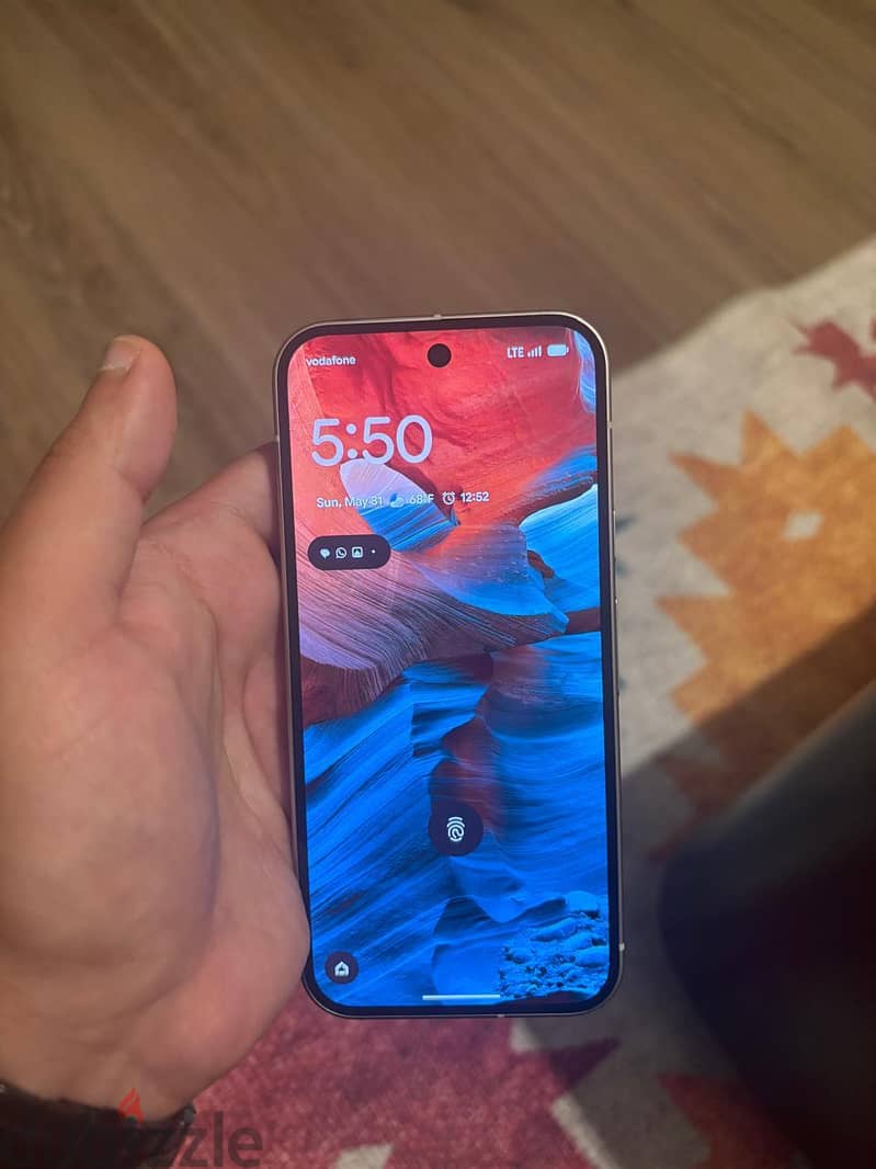 Google Pixel 9 6