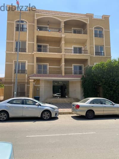 شقة ٢٢٣ متر بحري على أكبر حديقة في كمباوند springs في الشروق ٢