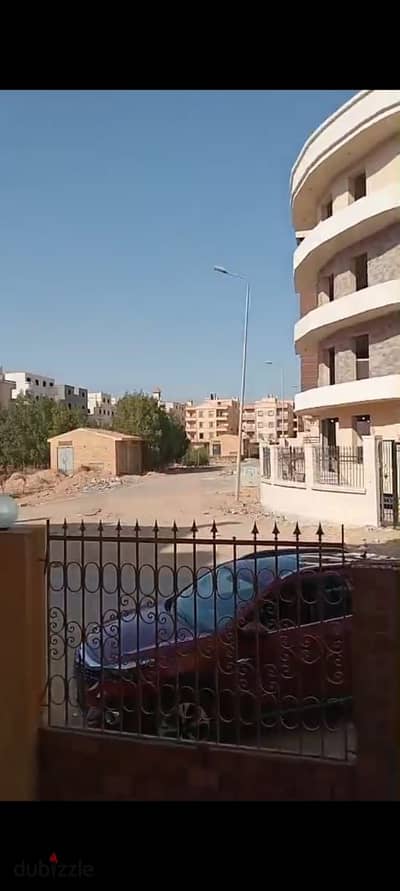 شقة 160م للبيع بسعر لقطة | أرضي مرتفع | 3 غرف | موقع مميز