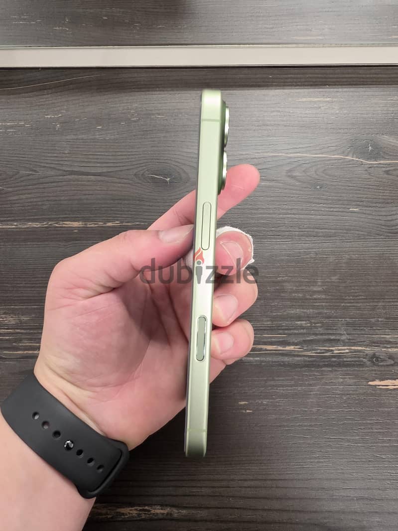 Apple - iPhone 17 3