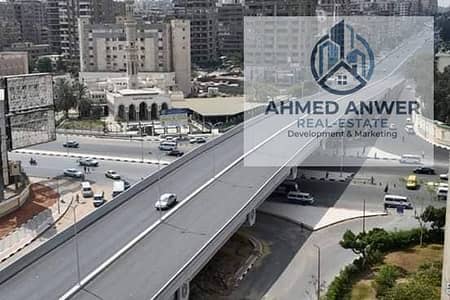 ارض للبيع او مشاركة لقطه ناصية ممر شارع مصطفي النحاس مدينة نصر