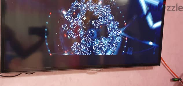 شاشة سامسونج ٤٠ بوصة سمارت 3d