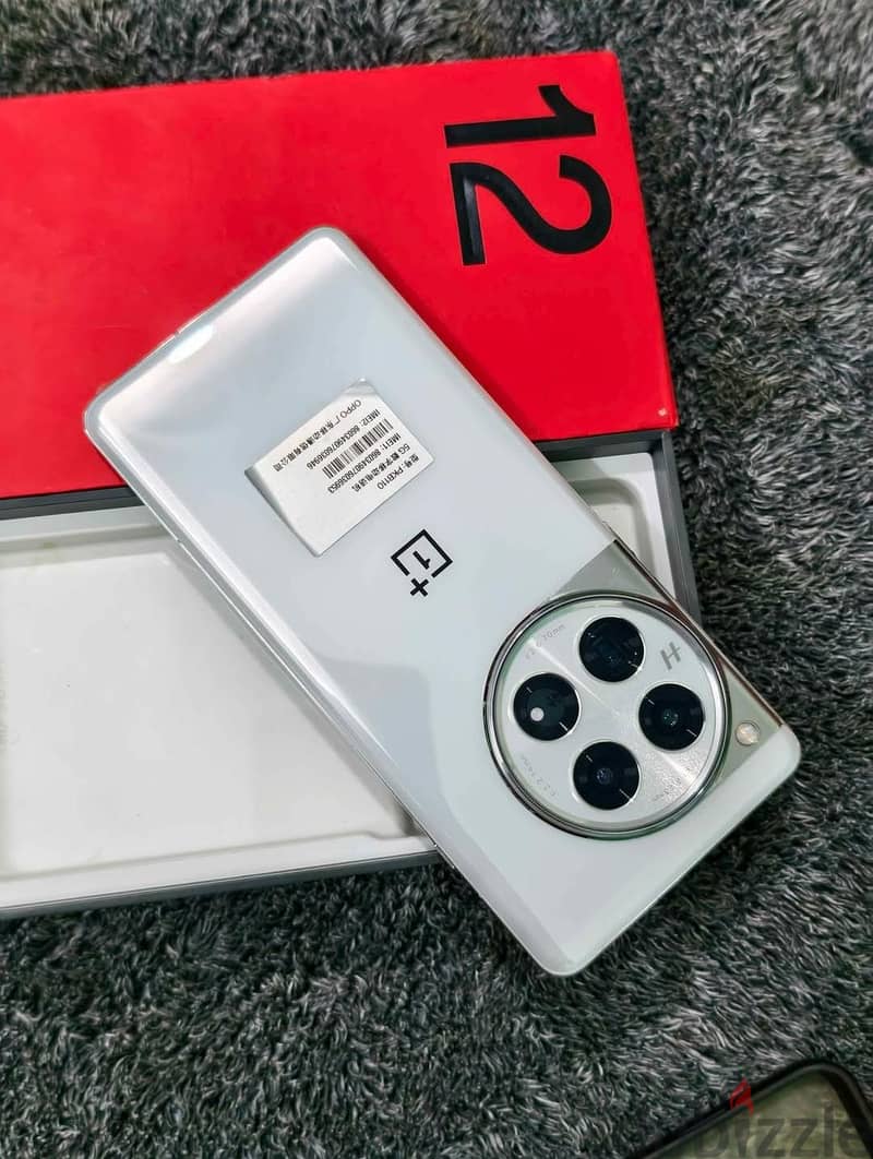 One Plus 12 4