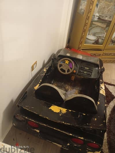 سيارة للافال  باربع عجلات متينة جدا