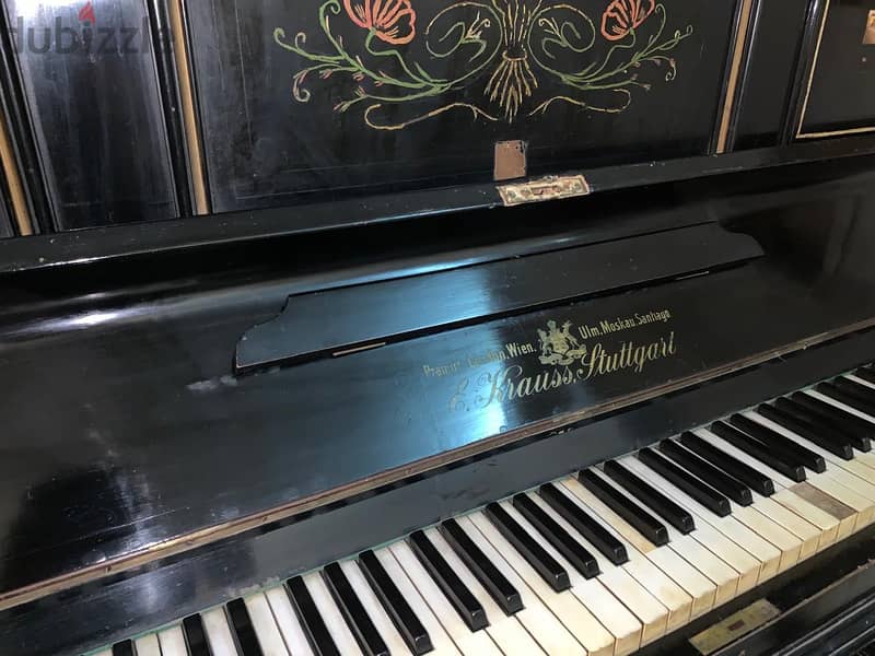 Piano antique 1