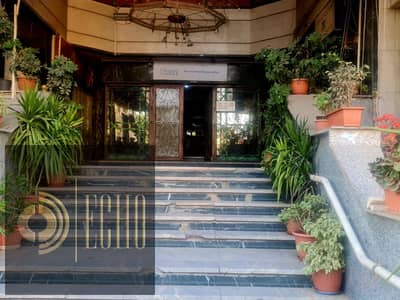 For rent, an administrative office in  Nasr City