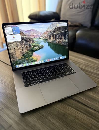MacBook Pro 2019 16inch 64ram for sale