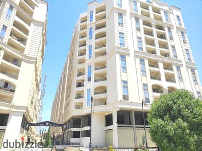 شقة للايجار السكنى 190م / سموحة كومباوند فارما سيتى امام نادى الاتحاد مطلات مفتوحة