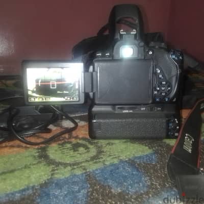 كانون EOS D700 Rebel T5i