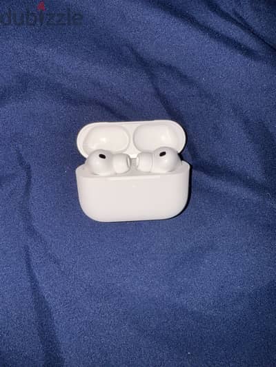 AirPods Pro 3 لسه في الضمان