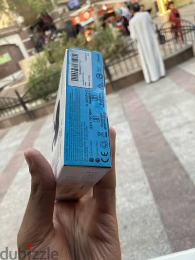 اير بودز أنكر وارد الخارج سماعه ممتازه وغنيه عن التعريف متبرشمه
