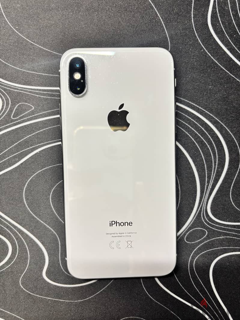 Apple - iPhone X 1