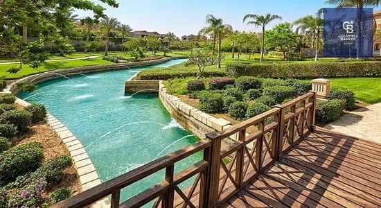 Fully finished 3-bedroom apartment, ready for immediate occupancy in Swan Lake by Hassan Allam, with a 10% down payment and installments - Suez Road -